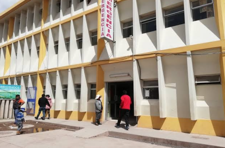 Juliaca | Extranjera es detenida por presunto intento de parricidio tras acuchillar a su pareja Juliaca | Extranjera es detenida por presunto intento de parricidio tras acuchillar a su pareja