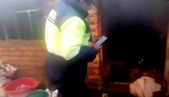 Juliaca | Niño de tres años muere en incendio mientras su madre trabajaba en plaza Dos de Mayo Juliaca | Niño de tres años muere en incendio mientras su madre trabajaba en plaza Dos de Mayo