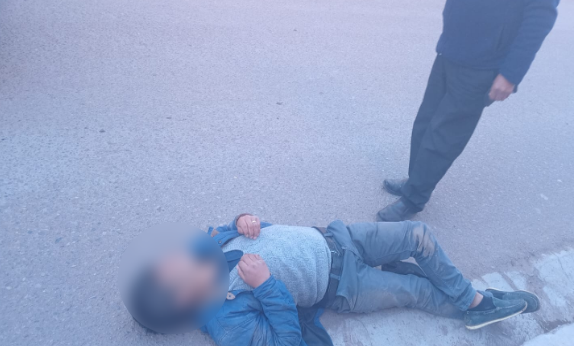 Juliaca | Hombre en aparente estado etílico fue auxiliado cuando dormía en la vía pública Juliaca | Hombre en aparente estado etílico fue auxiliado cuando dormía en la vía pública