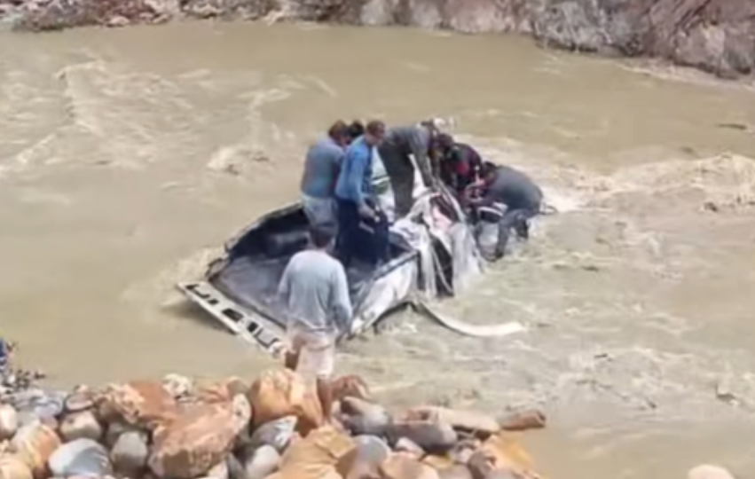 Sandia | Camioneta cayó al río Tambopata y niña de 5 años perdió la vida en Yanahuaya Sandia | Camioneta cayó al río Tambopata y niña de 5 años perdió la vida en Yanahuaya
