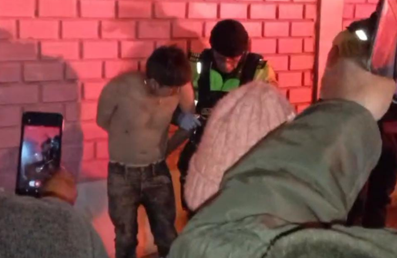 Juliaca | Vecinos retienen a presunto asaltante de mototaxista en Juliaca Juliaca | Vecinos retienen a presunto asaltante de mototaxista en Juliaca