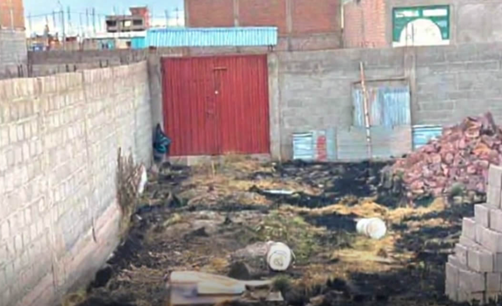 Juliaca | Hallan cadáver calcinado en un patio tras incendio sospechoso Juliaca | Hallan cadáver calcinado en un patio tras incendio sospechoso