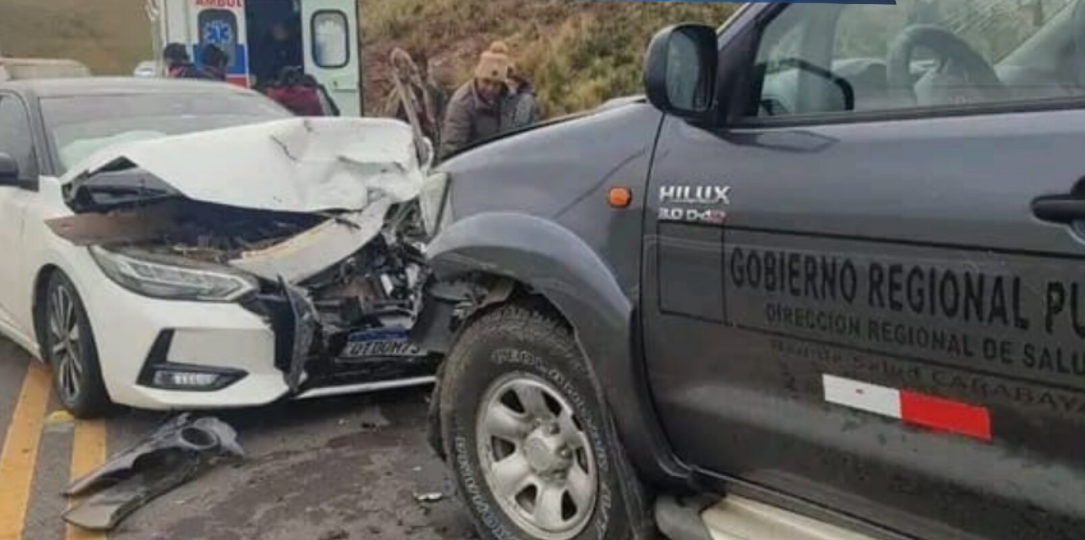Puno | Vehículo oficial de la Red de Salud Carabaya se ve involucrado en accidente cerca de Salviani Puno | Vehículo oficial de la Red de Salud Carabaya se ve involucrado en accidente cerca de Salviani